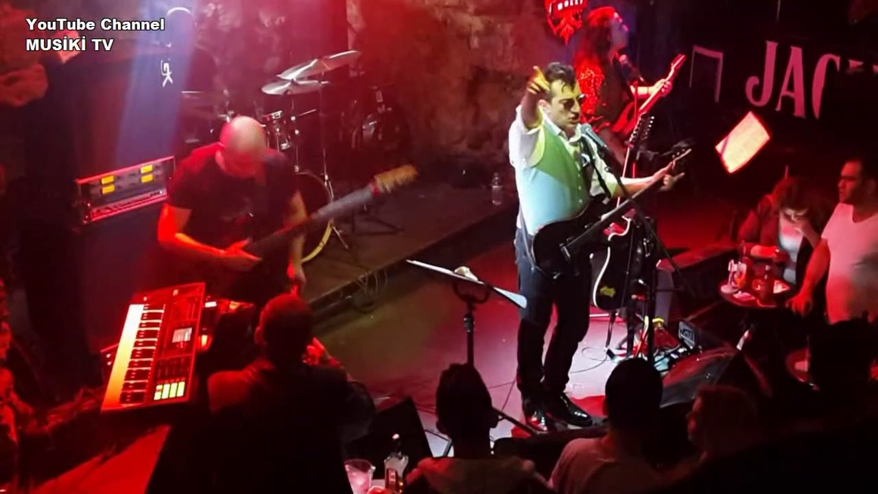 AYNA - Gelincik (Konser/Canlı) @Holly Stone