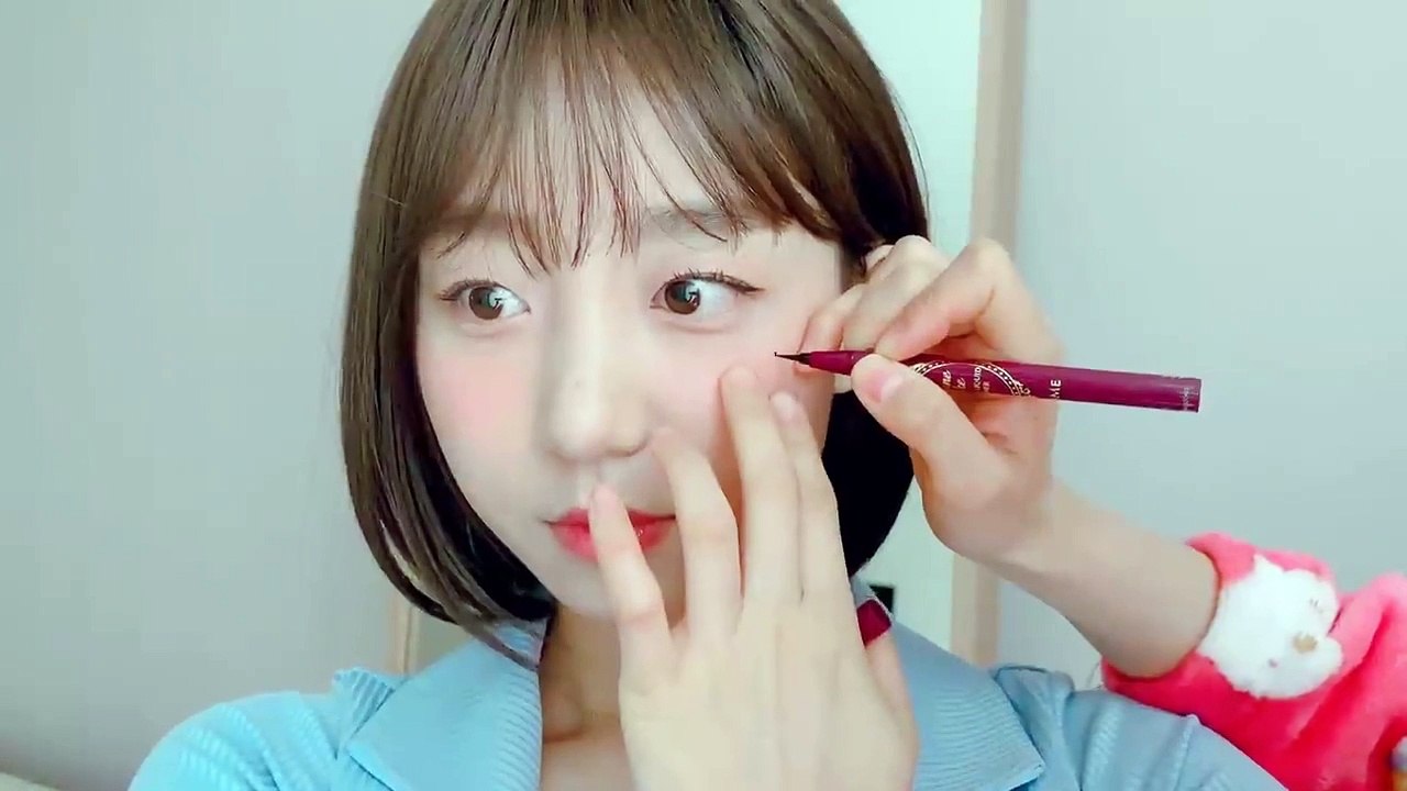 Eunji Pyoapple  I'm actually a twin... Introducing the ban on twin brothers with short hair