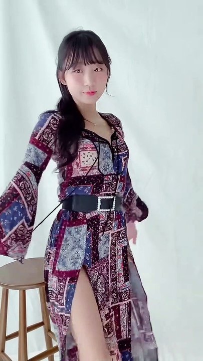 Eunji Pyoapple The first vertical lookbook!ㅣLong one piece that I don't have a few
