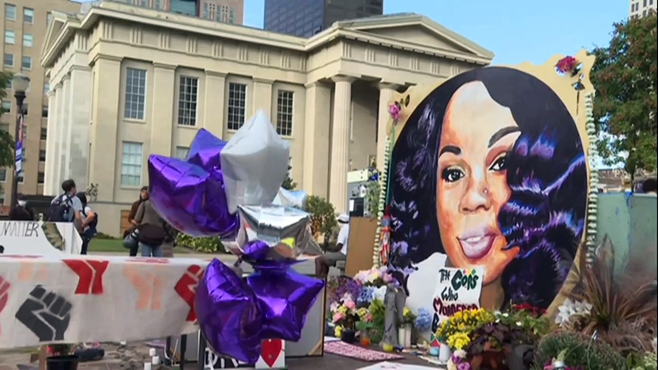 Protest gegen Polizeigewalt an Todestag von Afroamerikanerin