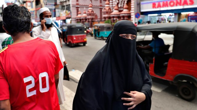 Sri Lanka to ban burqa, shut more than 1,000 Islamic schools