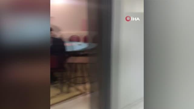 Son dakika haber... Kumar baskınında paraları polisten saklamak istediler, ama yakalandılar