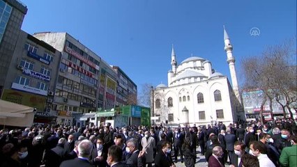 Скачать видео: İçişleri Bakanı Soylu'nun annesi Servet Soylu, son yolculuğuna uğurlanıyor