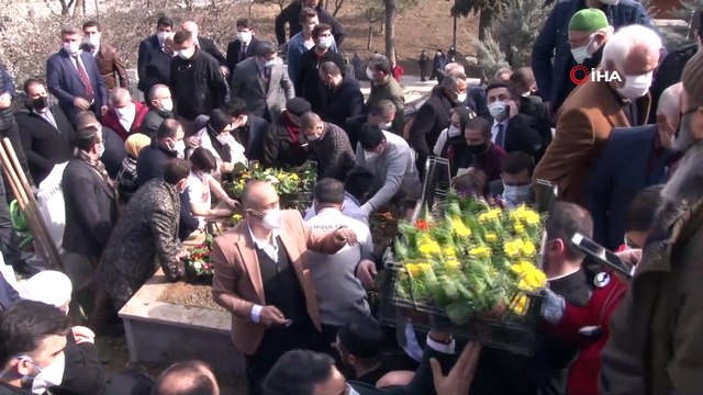 İçişleri Bakanı Soylu'nun vefat eden annesi, aile kabristanında defnedildi