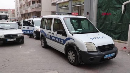 DENİZLİ Kız arkadaşıma yan gözle baktı deyip, bıçakla yaraladı