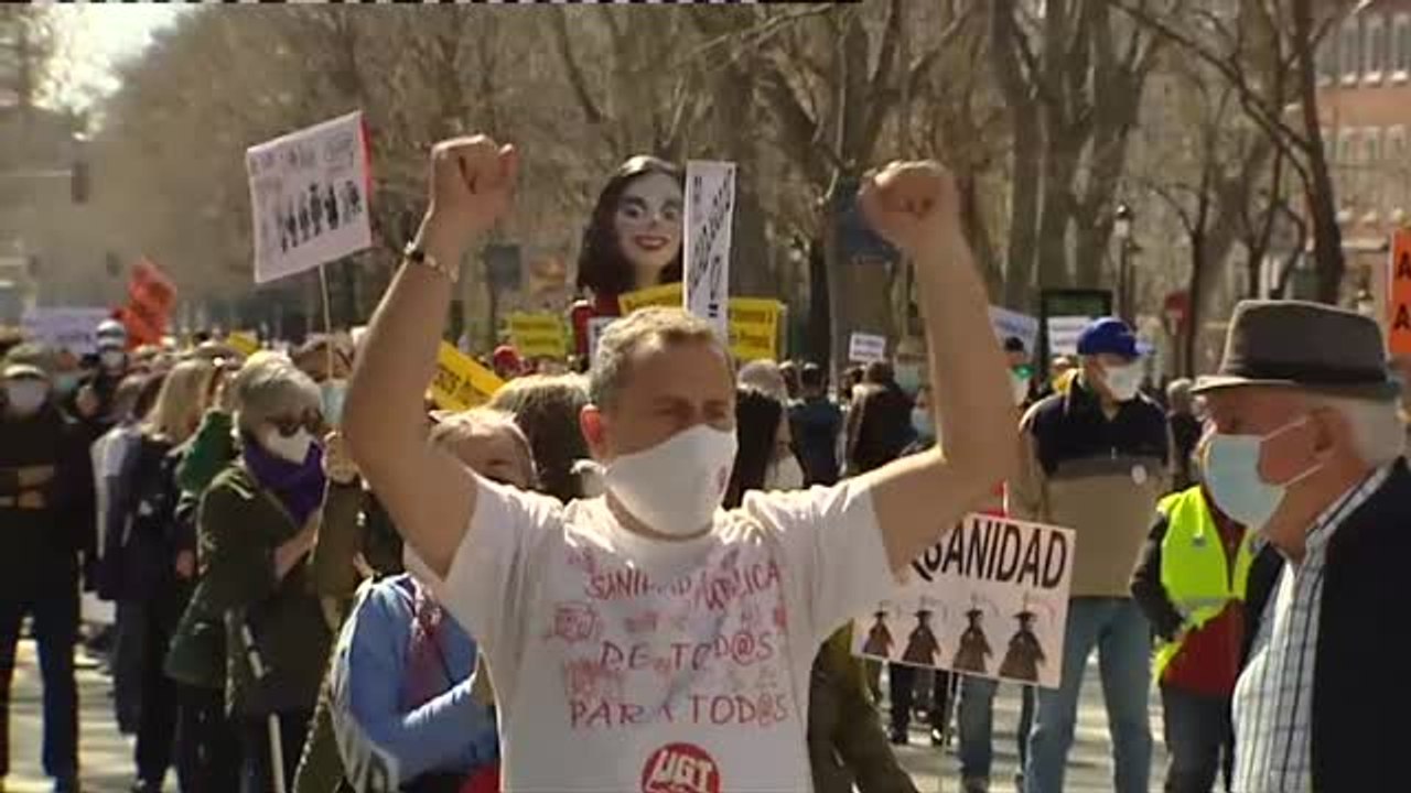 Madrid se moviliza para defender la sanidad pública cuando se cumple un año de la pandemia