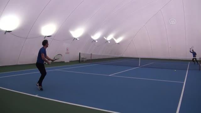 Demirci'de 14 Mart Tıp Bayramı Tenis Turnuvası düzenlendi