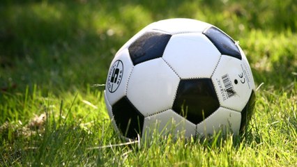 Familias denuncian que escuela de fútbol de F.C. Barcelona los estafó