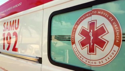 Grupo de jovens presta louvores e orações à equipe médica e pacientes da UPA Brasília