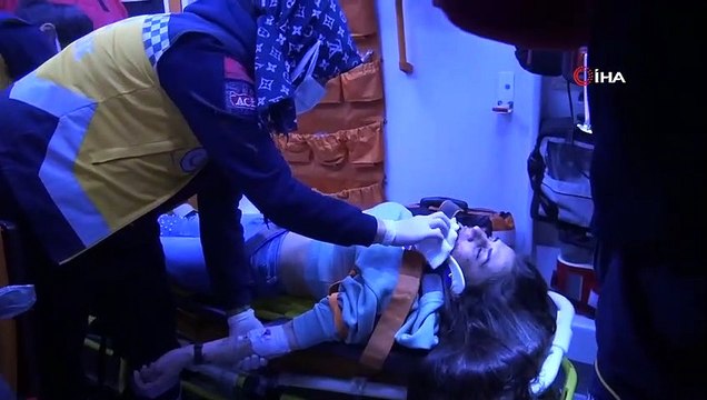 Sevgilisiyle tartışan genç kız alt geçide atladı