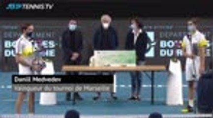 Marseille - Medvedev sur Herbert : "Je me demande comment tu ne fais pas une finale chaque semaine"