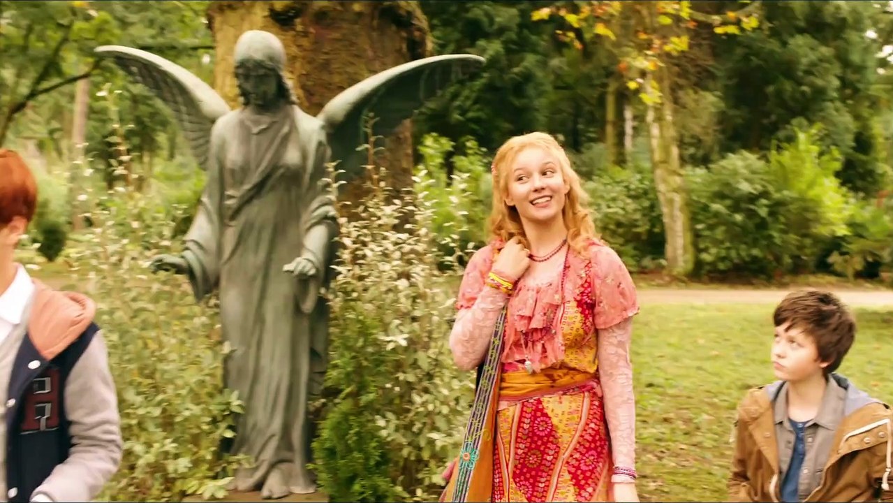 DIE VAMPIRSCHWESTERN 2-Fledermäuse im Bauch Film