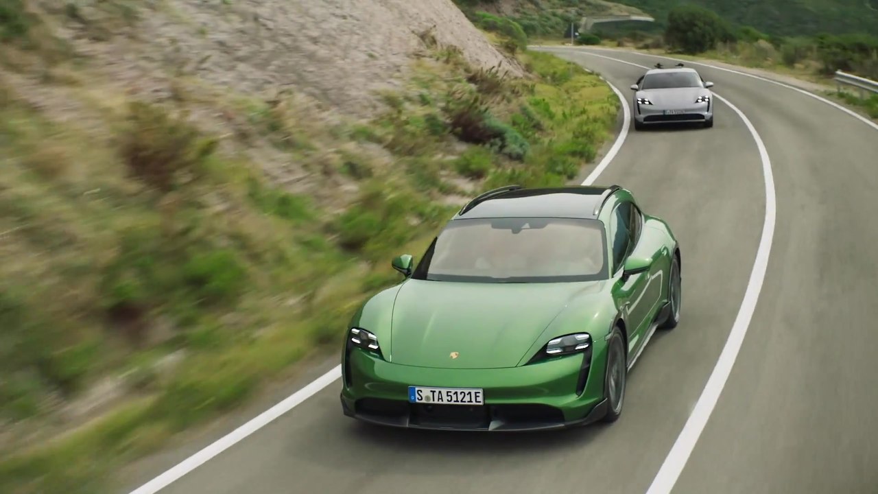 Sportliches Zubehör - Neuer Heckträger und E-Bikes von Porsche