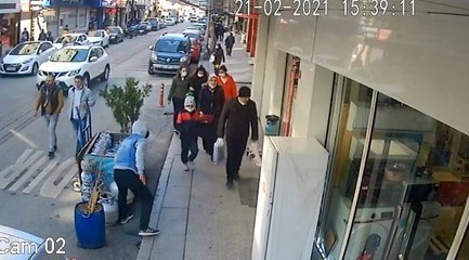 Son dakika haberi! Zeytinburnu'nda tüp hırsızı kamerada