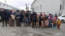 Van'dan İran'a geçmeye çalışan Suriye uyruklu 59 kaçak göçmen yakalandı