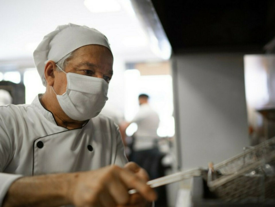 Restaurants in der Krise: Corona macht fast jeden Fünften arbeitslos