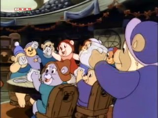 A Gumimacik Ne Ébreszd Fel Az Alvó Óriást