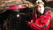 تجربة فريدة لمتطوعين يحجرون أنفسهم لمدة 40 يوماً داخل كهف في فرنسا