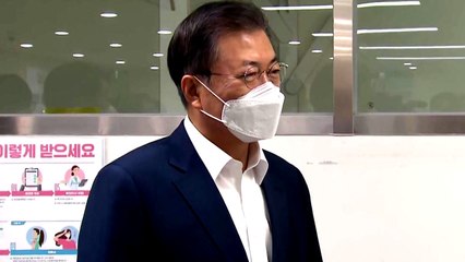 [나이트포커스] "문 대통령 부부 23일 AZ 백신 공개 접종" / YTN