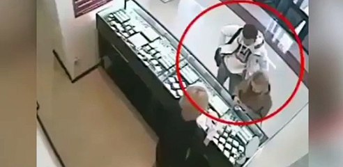 Hırsız karateci müşteriye denk gelirse...