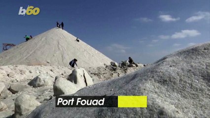 Citizens in Egypt Slide & Play on Mounds of Salt Instead of Snow!