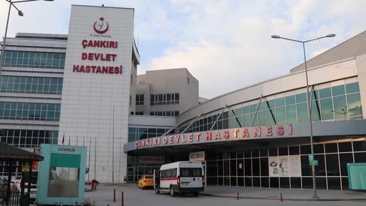 Çankırı Valisi Ayaz, kentte artan vaka artışları nedeniyle acil durum ilan edildiğini bildirdi