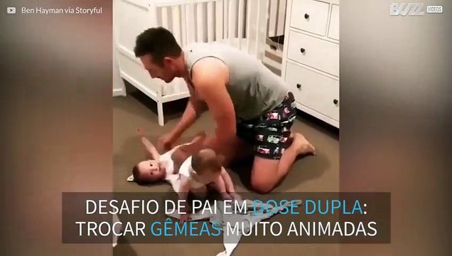 Os desafios de colocar filhas gêmeas para dormir