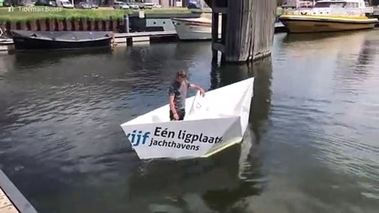 Empresa constrói "barco de papel" gigante!
