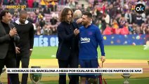 El emotivo homenaje del Barcelona a Messi por igualar el récord de partidos de Xavi