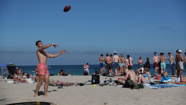 This College Is Offering Students $75 to Not Travel for Spring Break