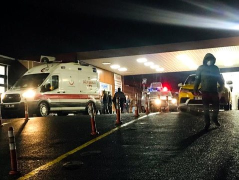 Kız meselesi silahlı kavgaya dönüştü: 4 yaralı