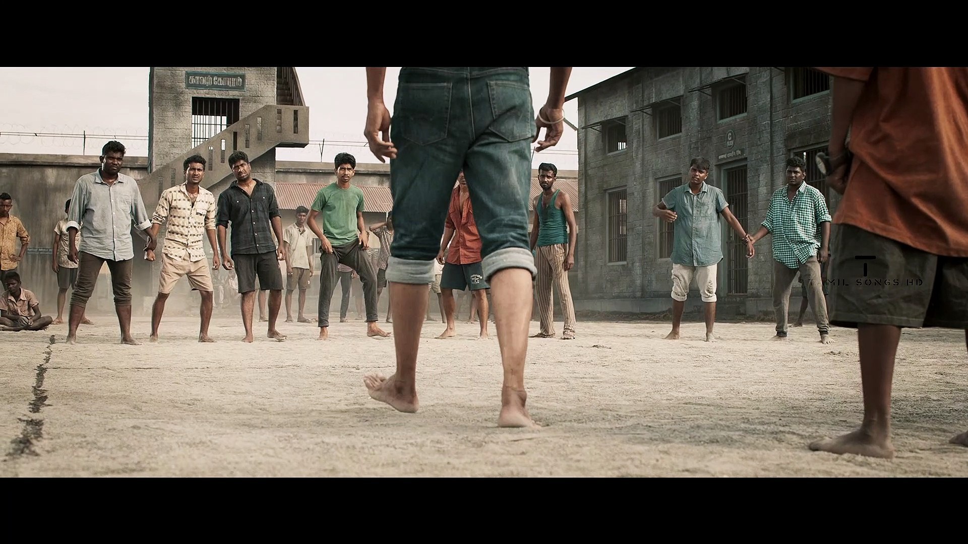 CATWOMAN: HUNTED IZLE INGILIZCE