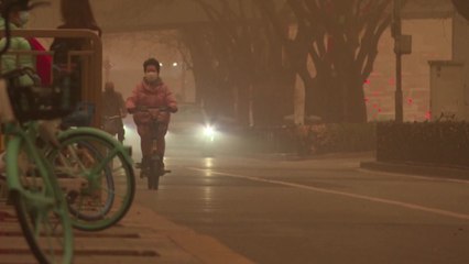 [앵커리포트] 中 10년 만의 최악 황사...건강 지킬 생활수칙 / YTN