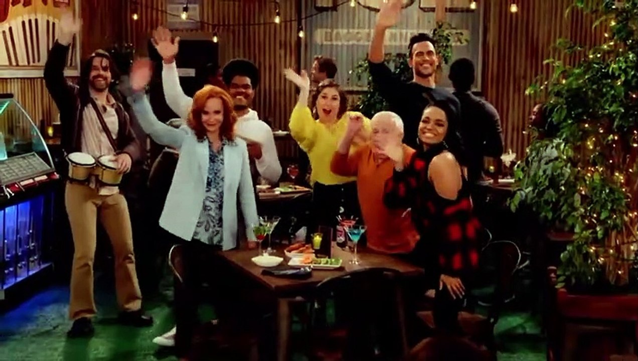 Call Me Kat 1x12  - Last Man Standing 9x12