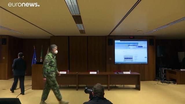 Reações à vacina da AstraZeneca são graves mas raras