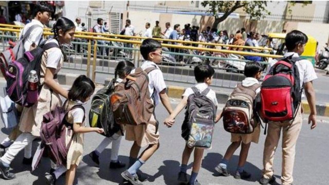 Half Day Schools : #Telangana Govt Likely To Start Half Day Schools Very Soon