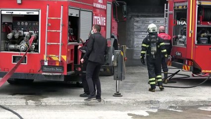 Samsun'da dış cephe yalıtım imalathanesi alev alev yandı