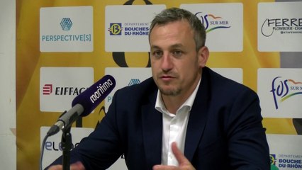 Le coach de Fos Provence Basket Rémi Giuitta sur Jonathan Augustin Fairell