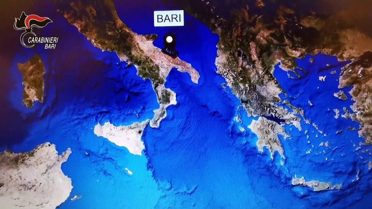 25 chili di “amnesia” ben nascosti nel fondo del furgone: arresti dei Carabinieri di Bari nel milanese - VIDEO