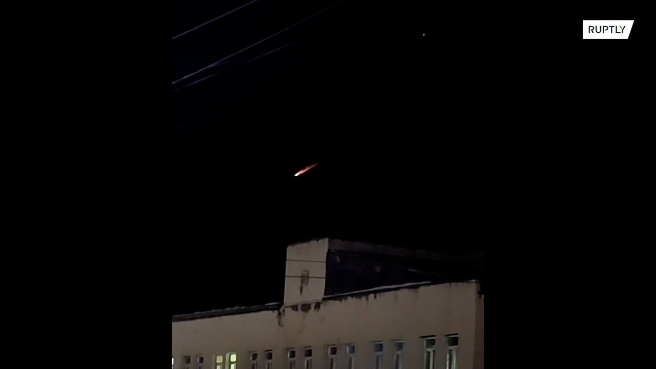 Streak of light seen in Yakutsk night sky