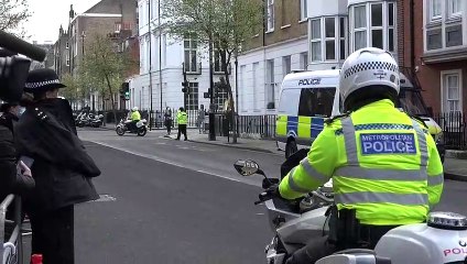 El duque de Edimburgo sale del hospital tras 28 días ingresado