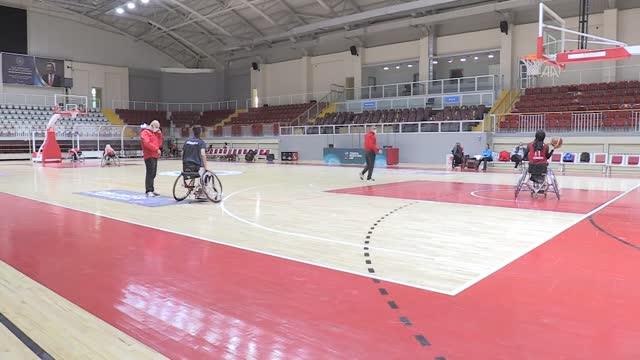 Tekerlekli Sandalye Kadın Milli Basketbol Takımı, Yalova'da kampa girdi