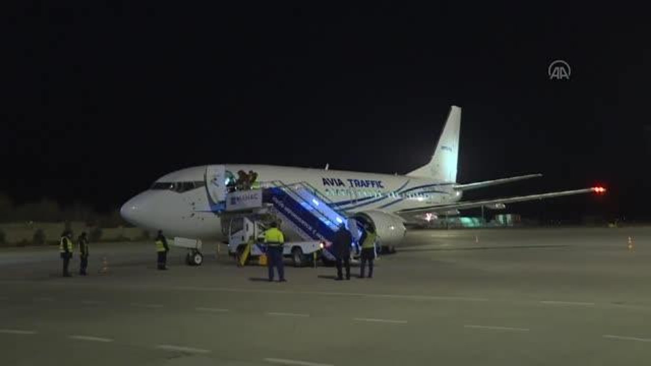 Kırgızistan, Irak'tan 79 Kırgız çocuğu tahliye etti