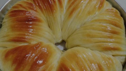 The Internet Is Obsessed with This Super-Fluffy "Wool Roll Bread"—Here’s How to Make It