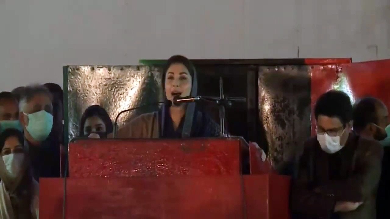 آہاہاہاہا !!! پی ڈی ایم میں لڑائی ہوگئی ہے