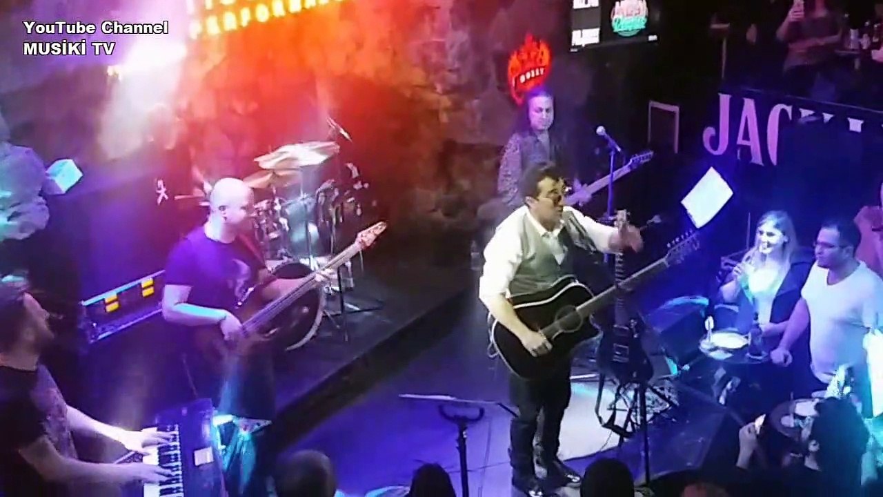 AYNA - Gitme Kal Diyemedim (Konser/Canlı) @Holly Stone