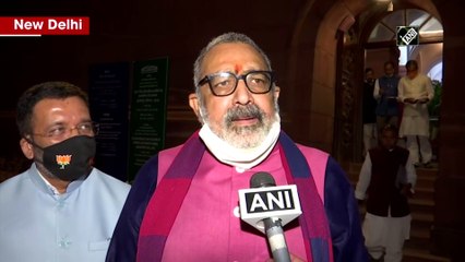 CM Mamata hurling accusations at Home Minister to win elections: Giriraj Singh