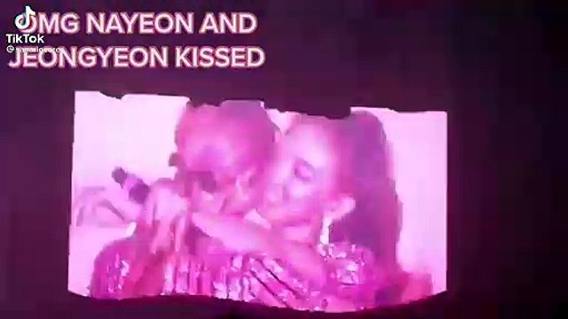 Nayeon and jeongyeon ano to ah