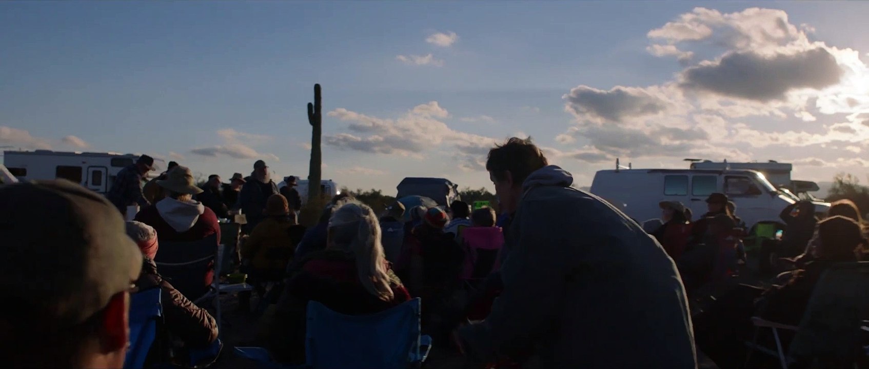 NOMADLAND Film - Clip und Trailer