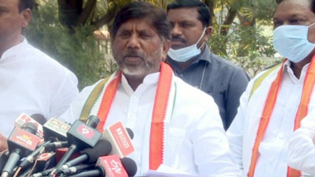 Telangana Budget Sessions : మీడియా ని అనుమతించకపోవడం పై, బడ్జెట్‌ సమావేశాల తీరు పై భట్టి ఫైర్